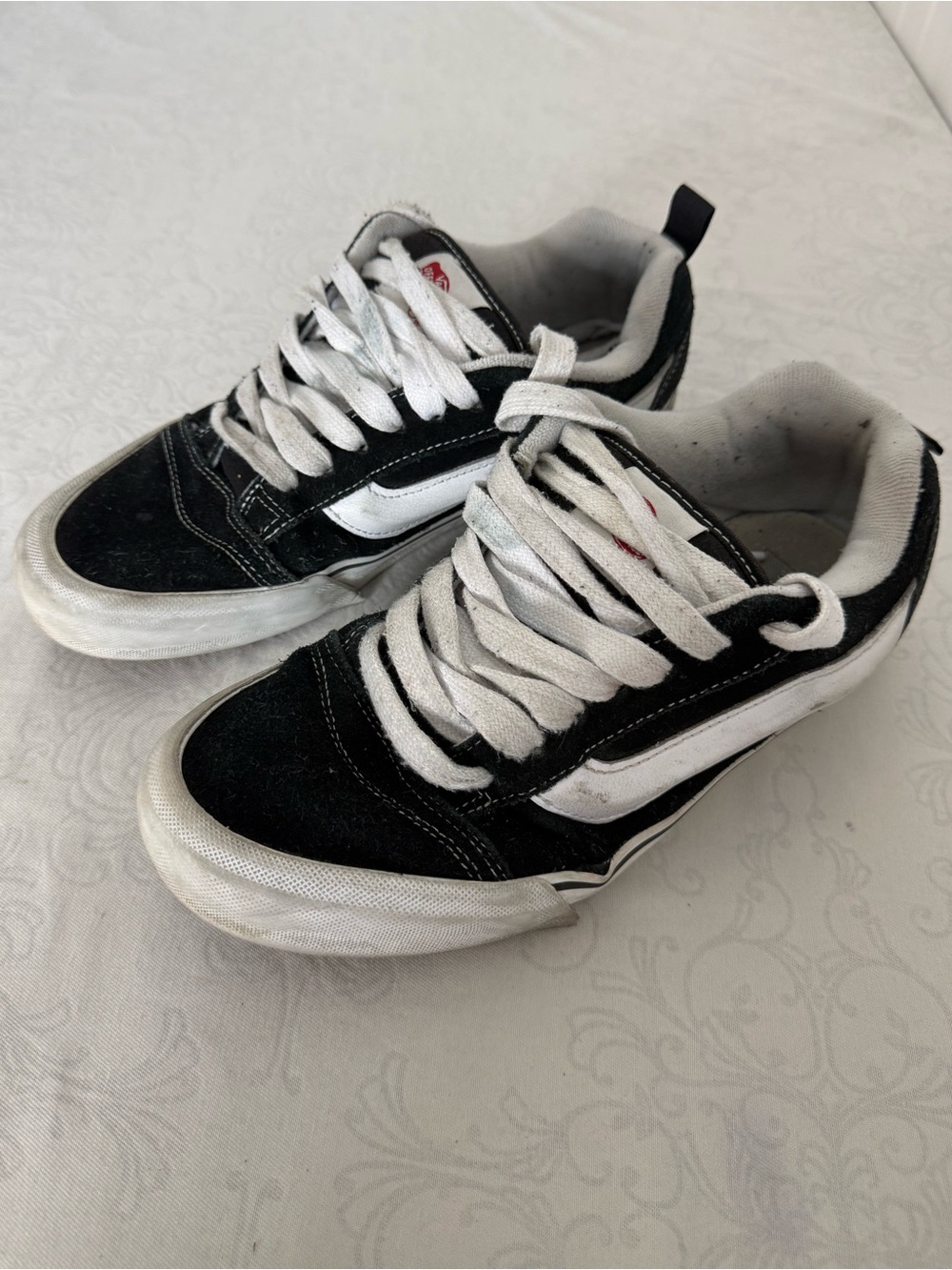 Vans Knu Skool Shoe Chunky Tongue Sneakers Black/White Size Men’s 9 Women’s 10.5